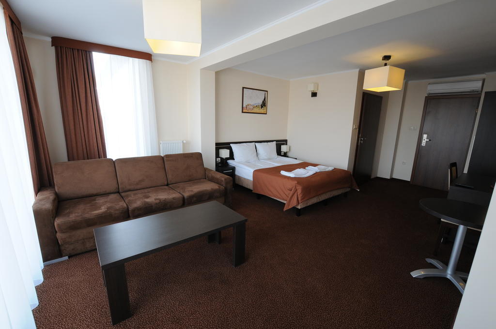 Hotel Martex Płońsk Exterior foto